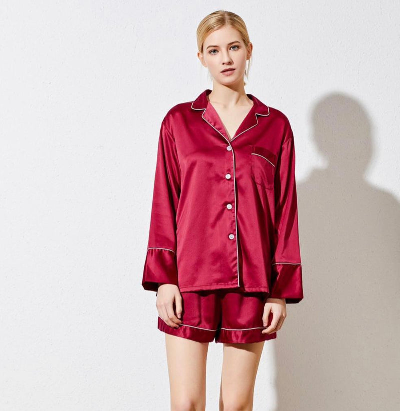 Satin Pyjamas - Long sleeve with shorts - Burgundy - Size Medium